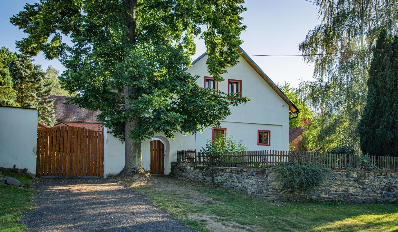 Apartmány Kurojedy Bor Exteriér fotografie